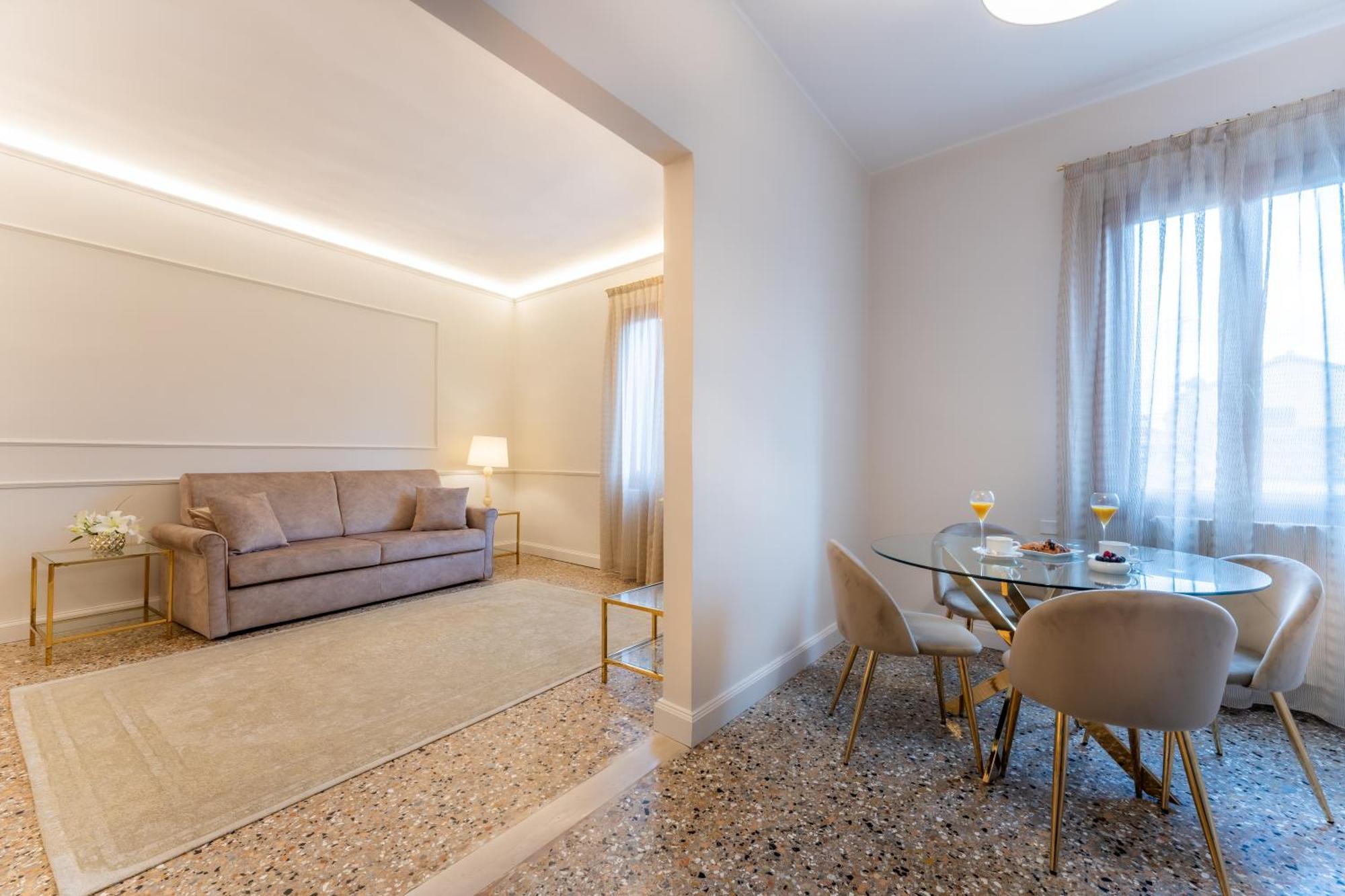 San Vio Palace Luxury Apartments Venice Exterior photo