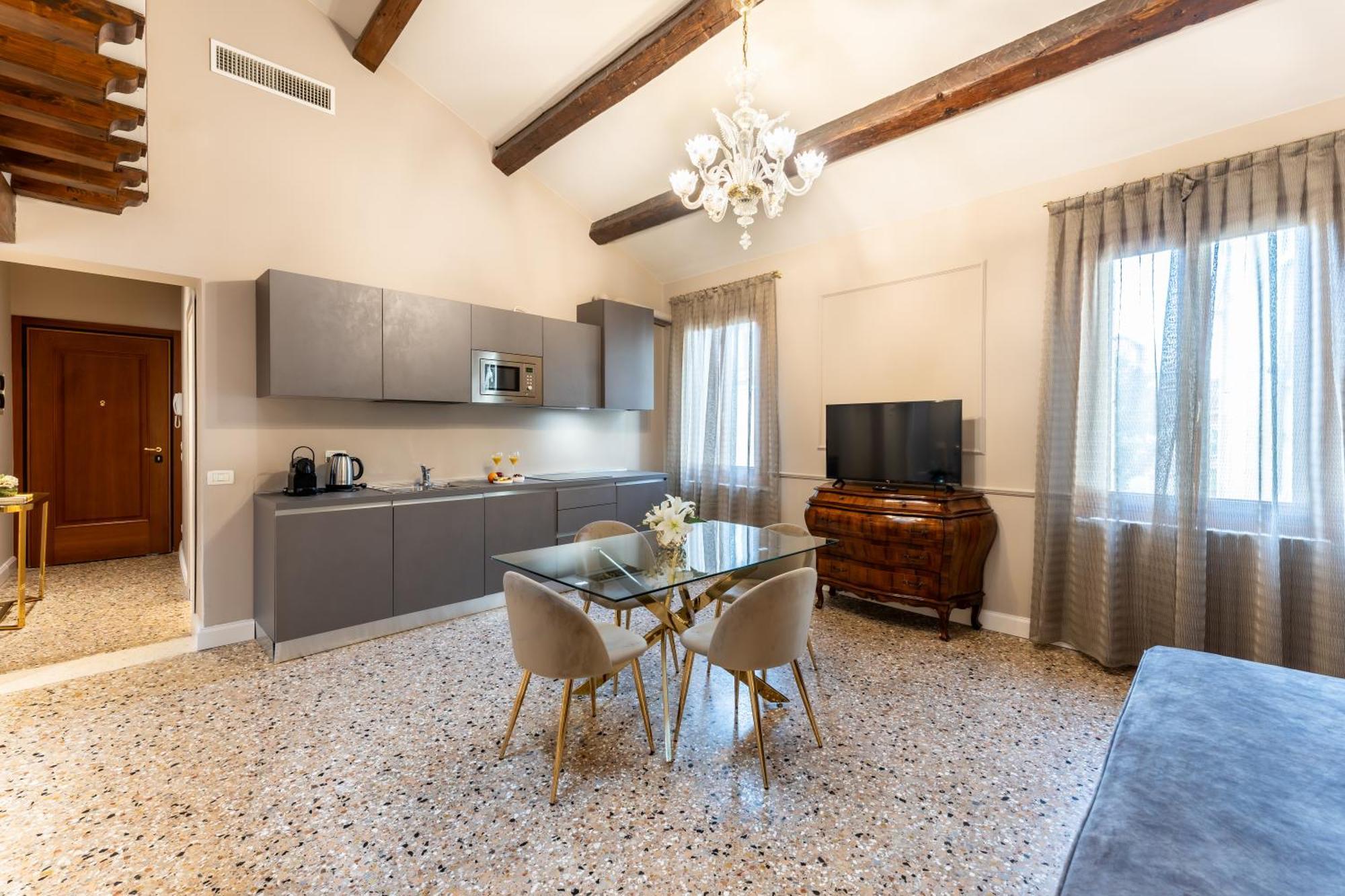 San Vio Palace Luxury Apartments Venice Exterior photo