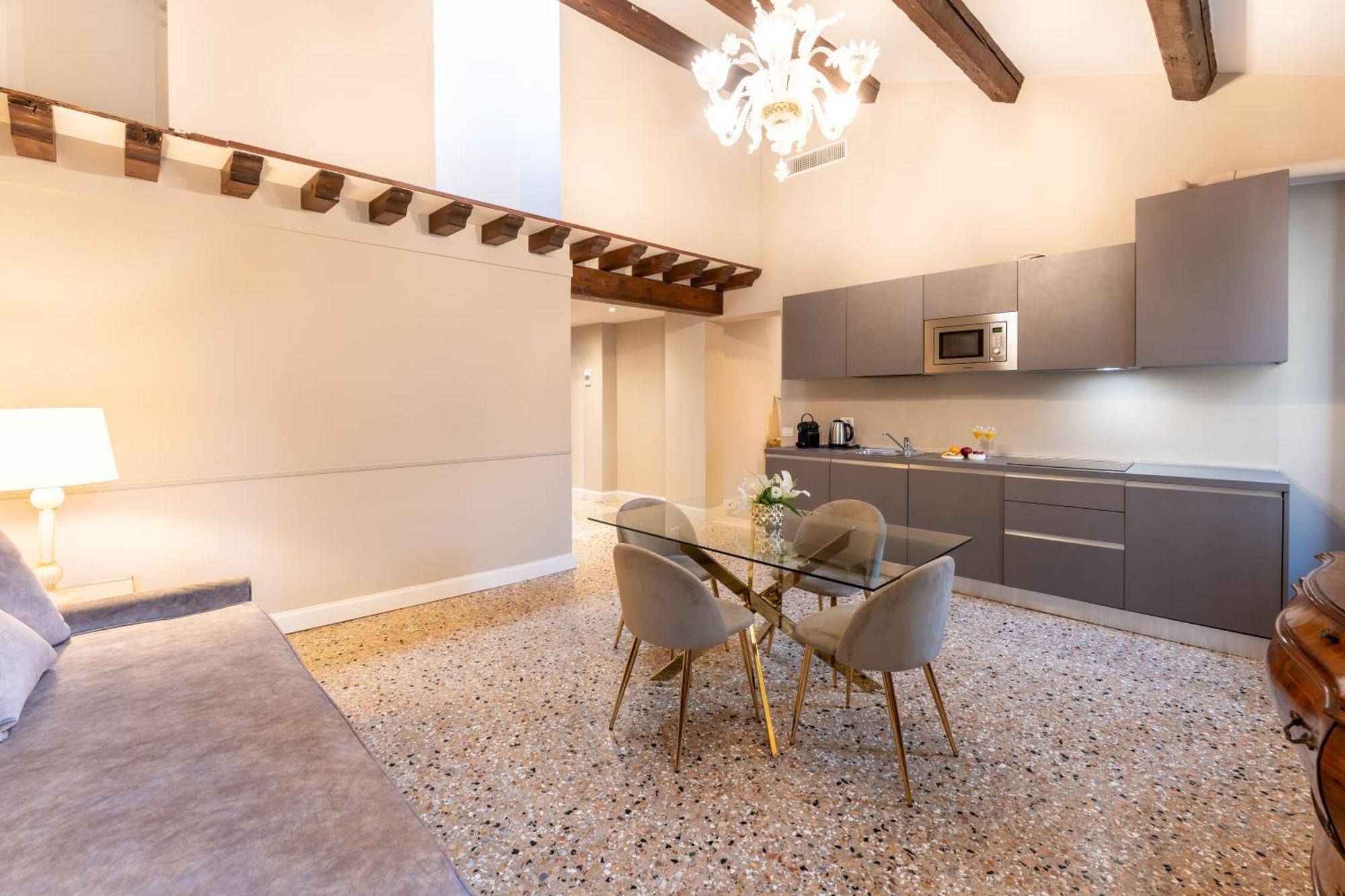 San Vio Palace Luxury Apartments Venice Exterior photo